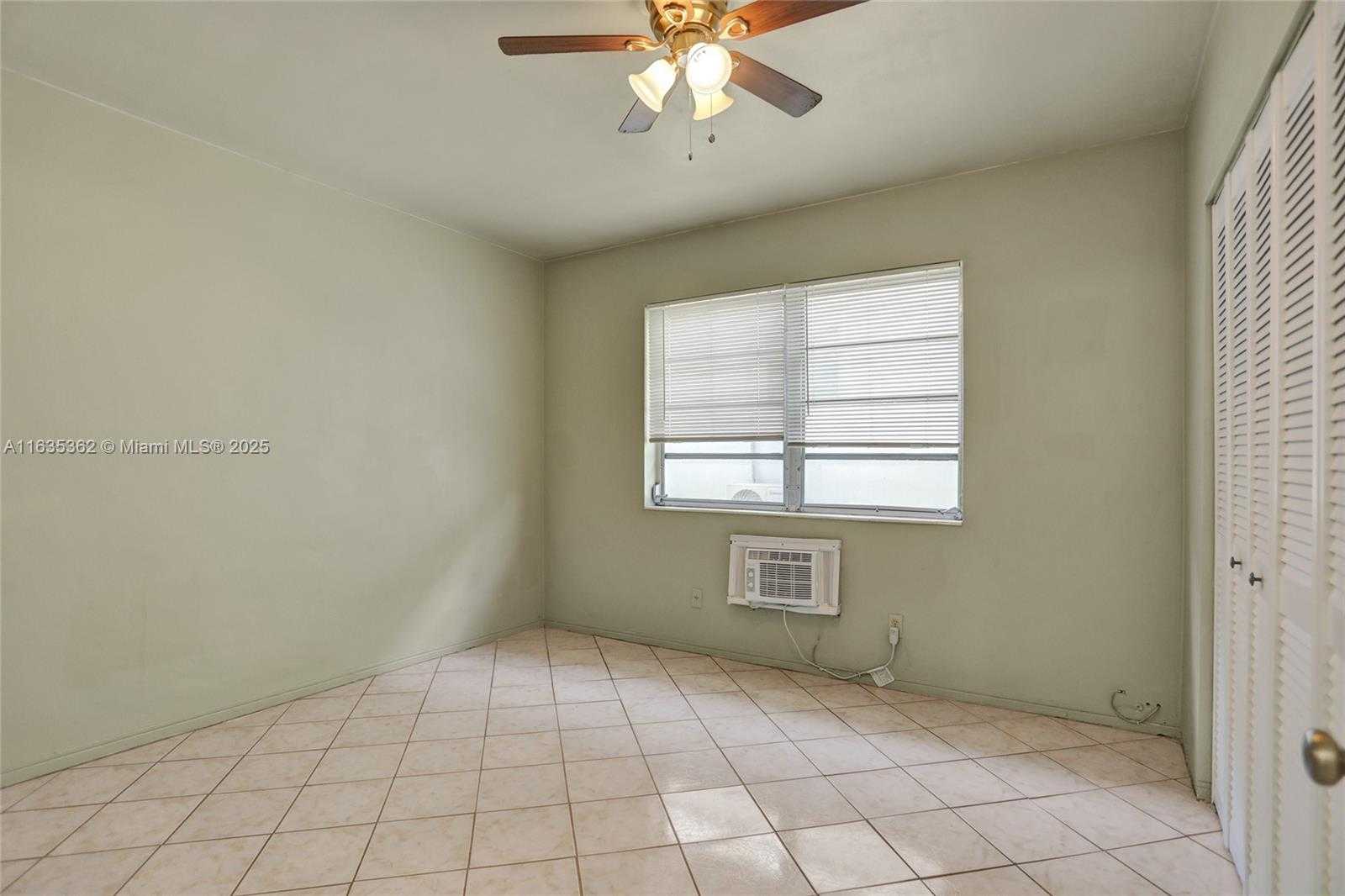 Small Image of 6856 ABBOTT AVE #6, Miami Beach Number 11