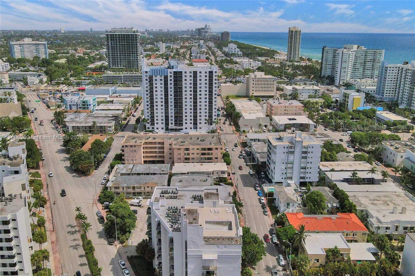 Small Image of 6856 ABBOTT AVE #6, Miami Beach Number 30