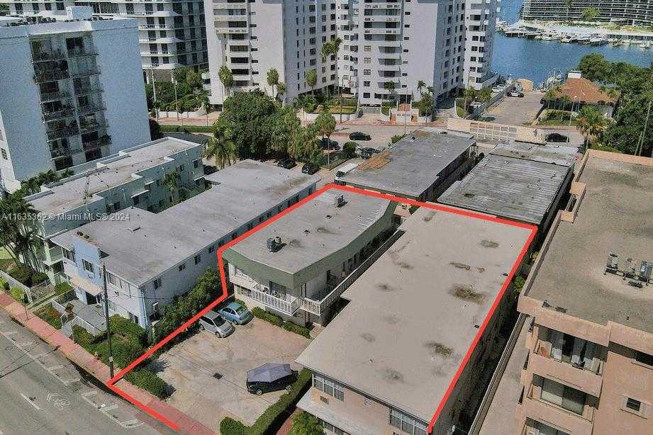 Small Image of 6856 ABBOTT AVE #6, Miami Beach Number 53