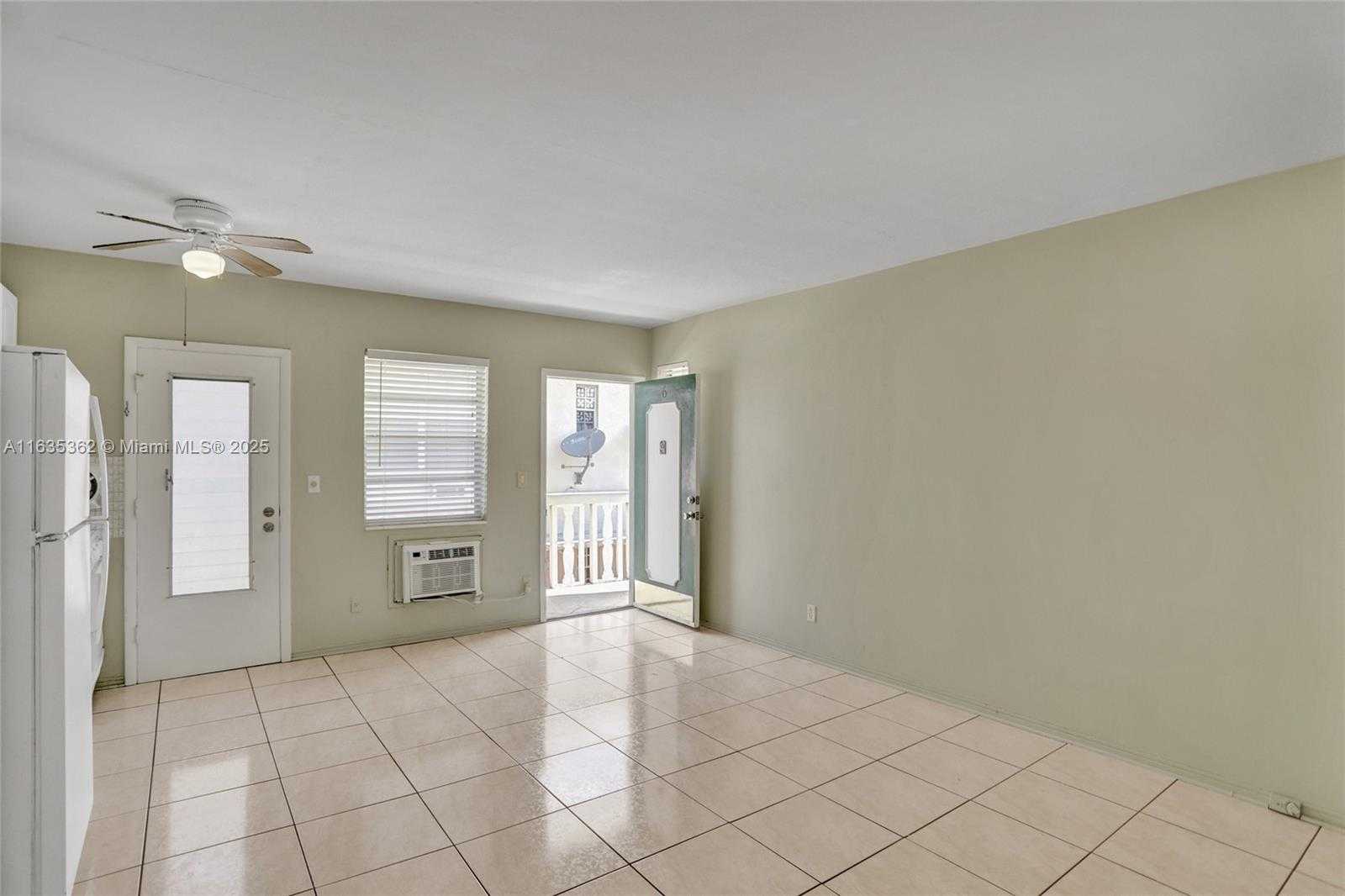 Small Image of 6856 ABBOTT AVE #6, Miami Beach Number 9