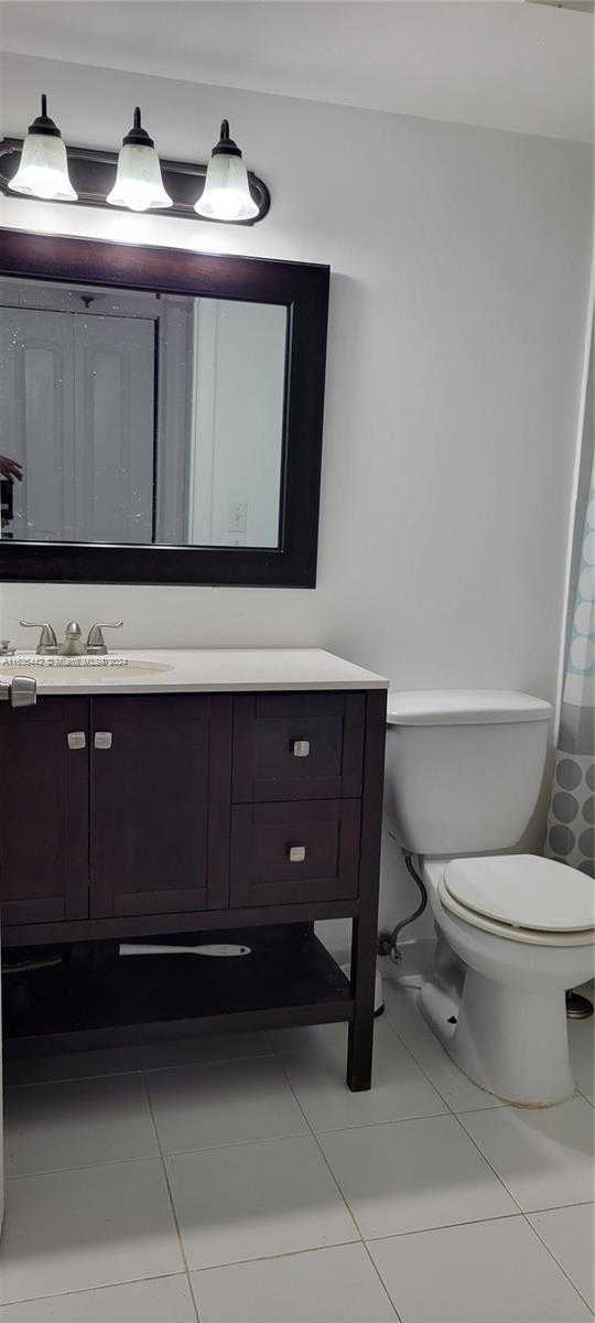 Small Image of 3861 NORTH CARAMBOLA CIR N #2954, Coconut Creek Number 12