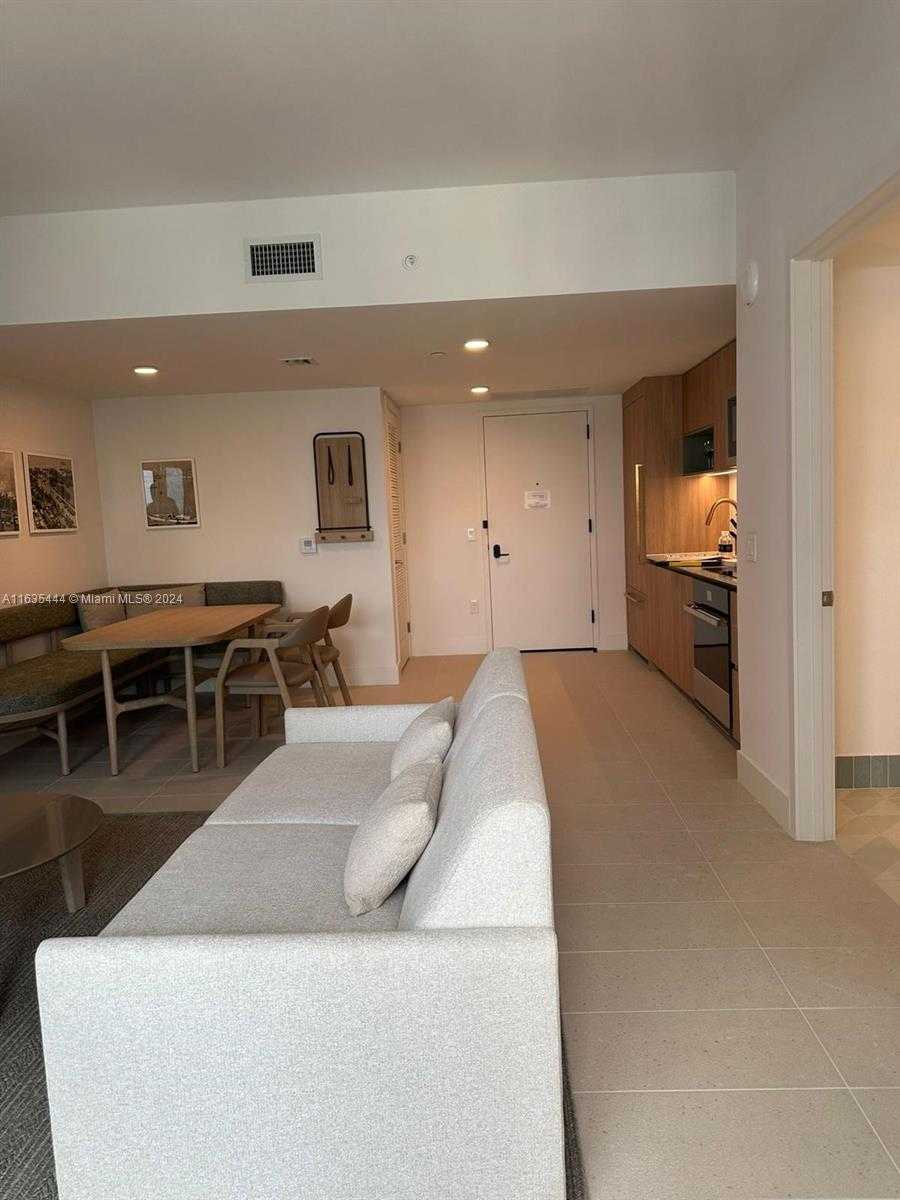 Small Image of 159 NORTH EAST 6 TH STREET #3513, Miami Number 3