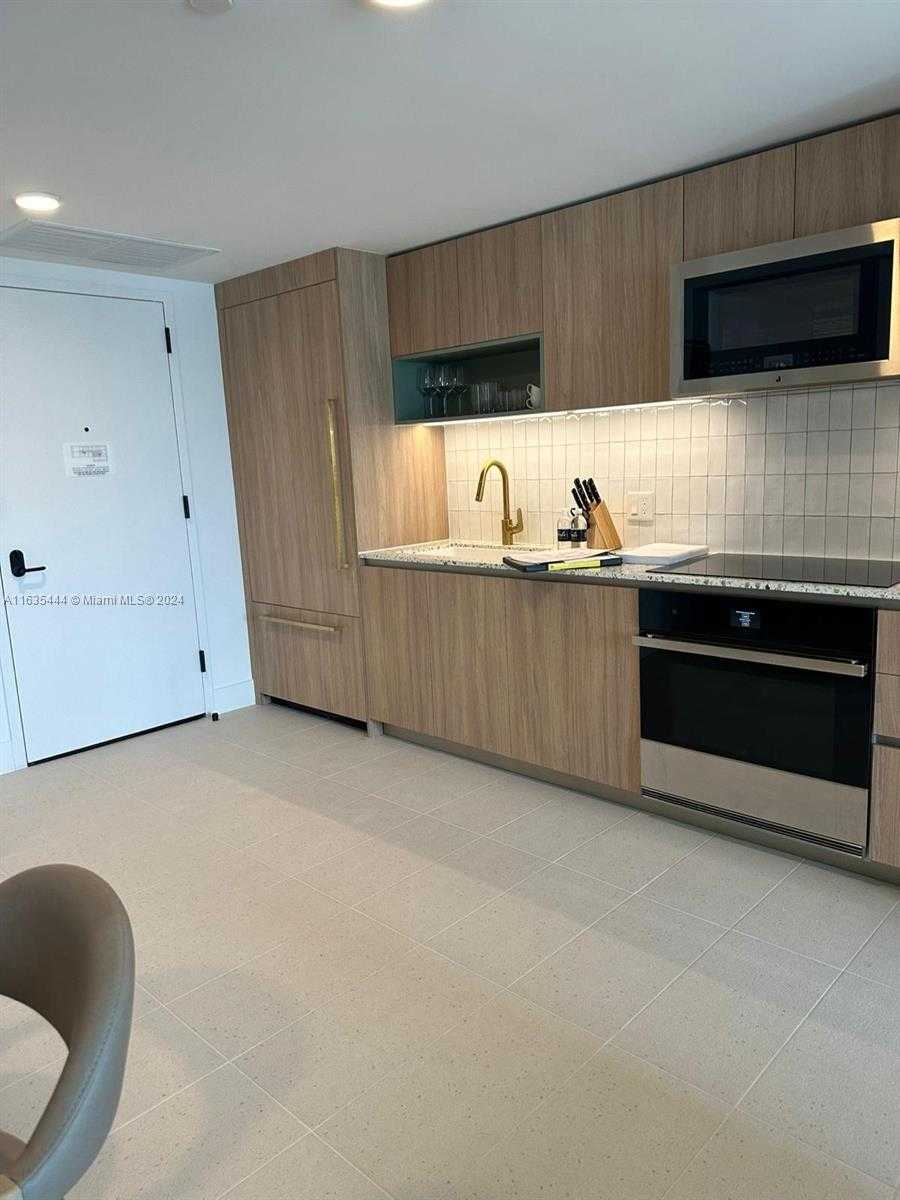 Small Image of 159 NORTH EAST 6 TH STREET #3513, Miami Number 7