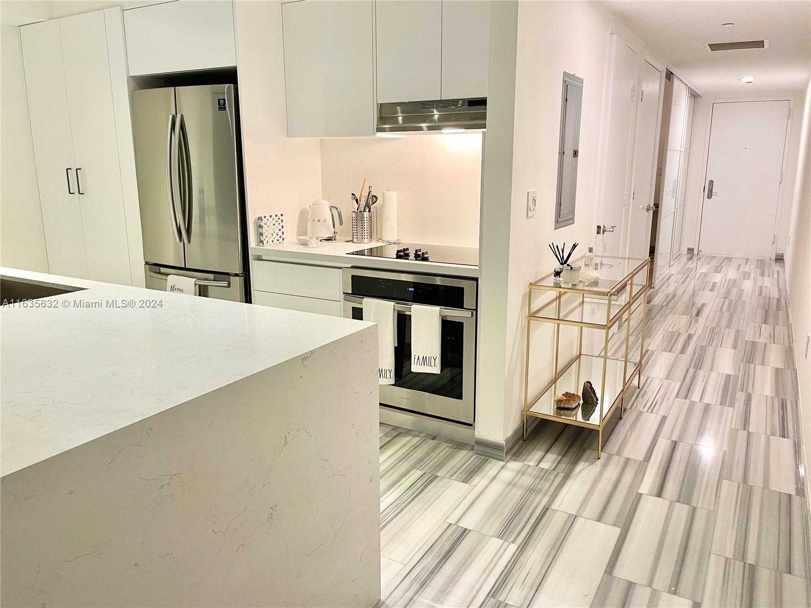Small Image of 1830 SOUTH OCEAN DR #3812, Hallandale Beach Number 6