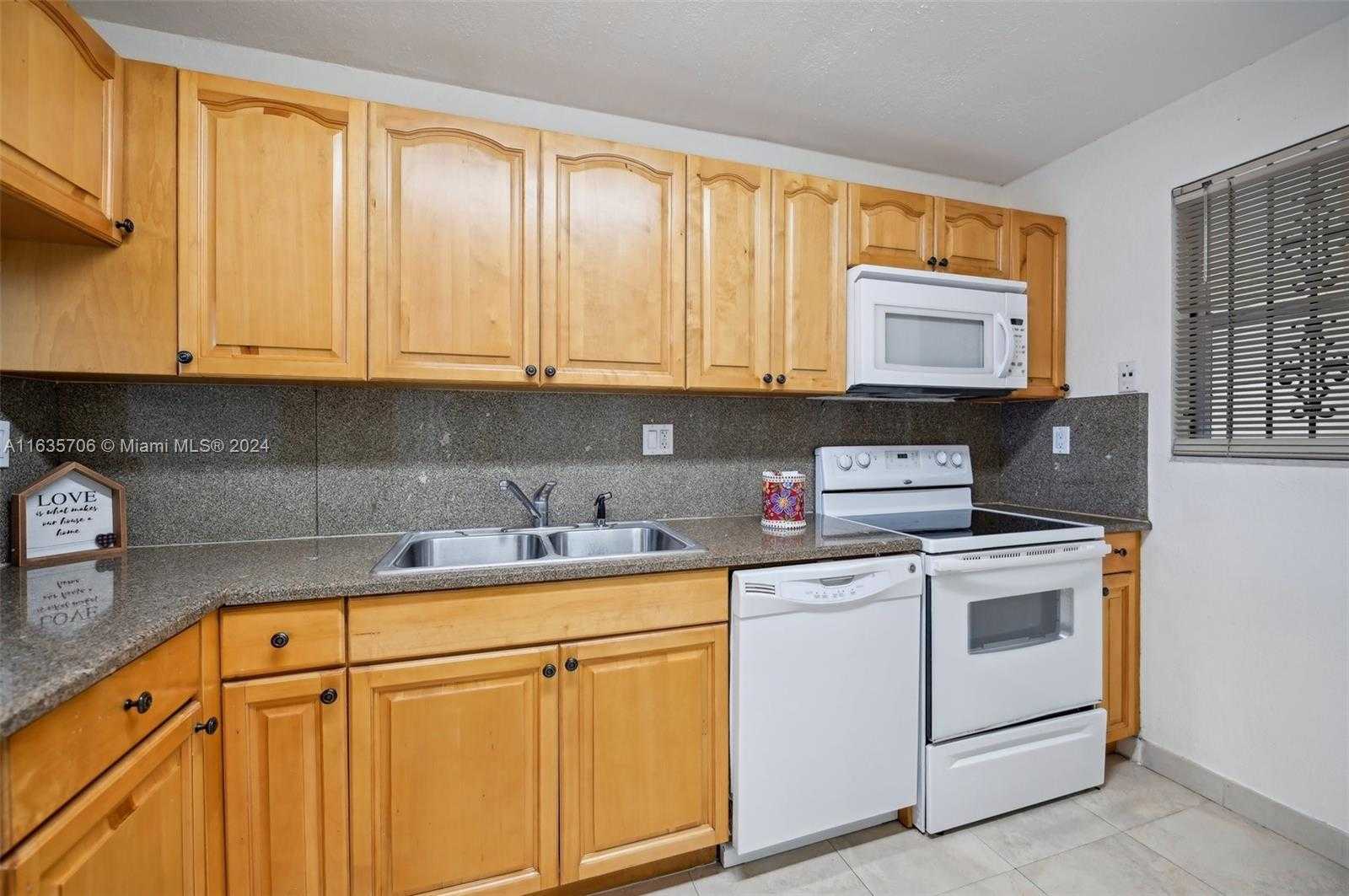 Small Image of 4525 WEST 20 AV #123, Hialeah Number 17