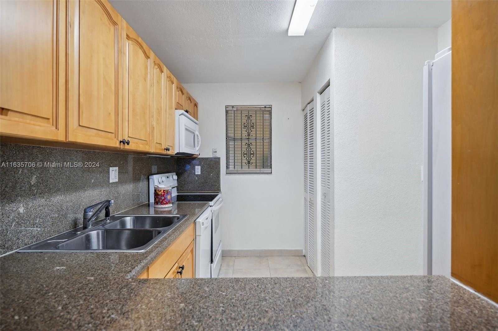 Small Image of 4525 WEST 20 AV #123, Hialeah Number 19