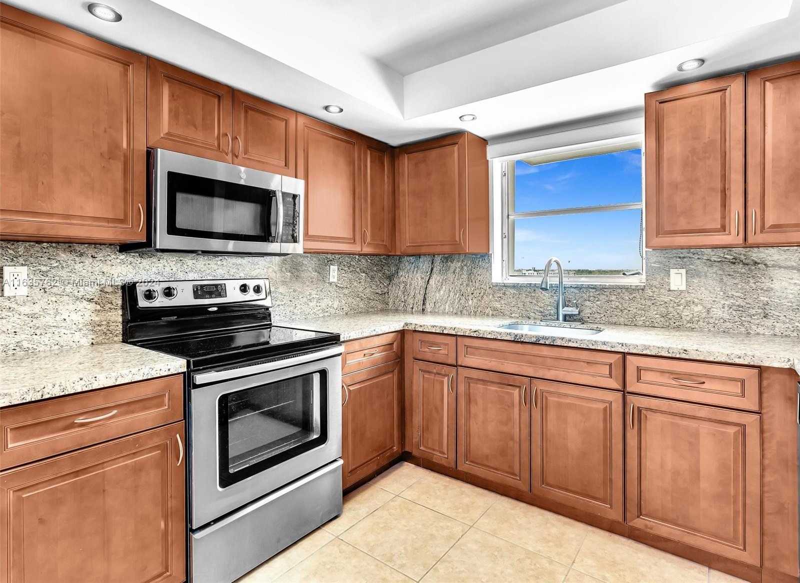 Small Image of 2750 NORTH EAST 183RD ST #1108, Aventura Number 24