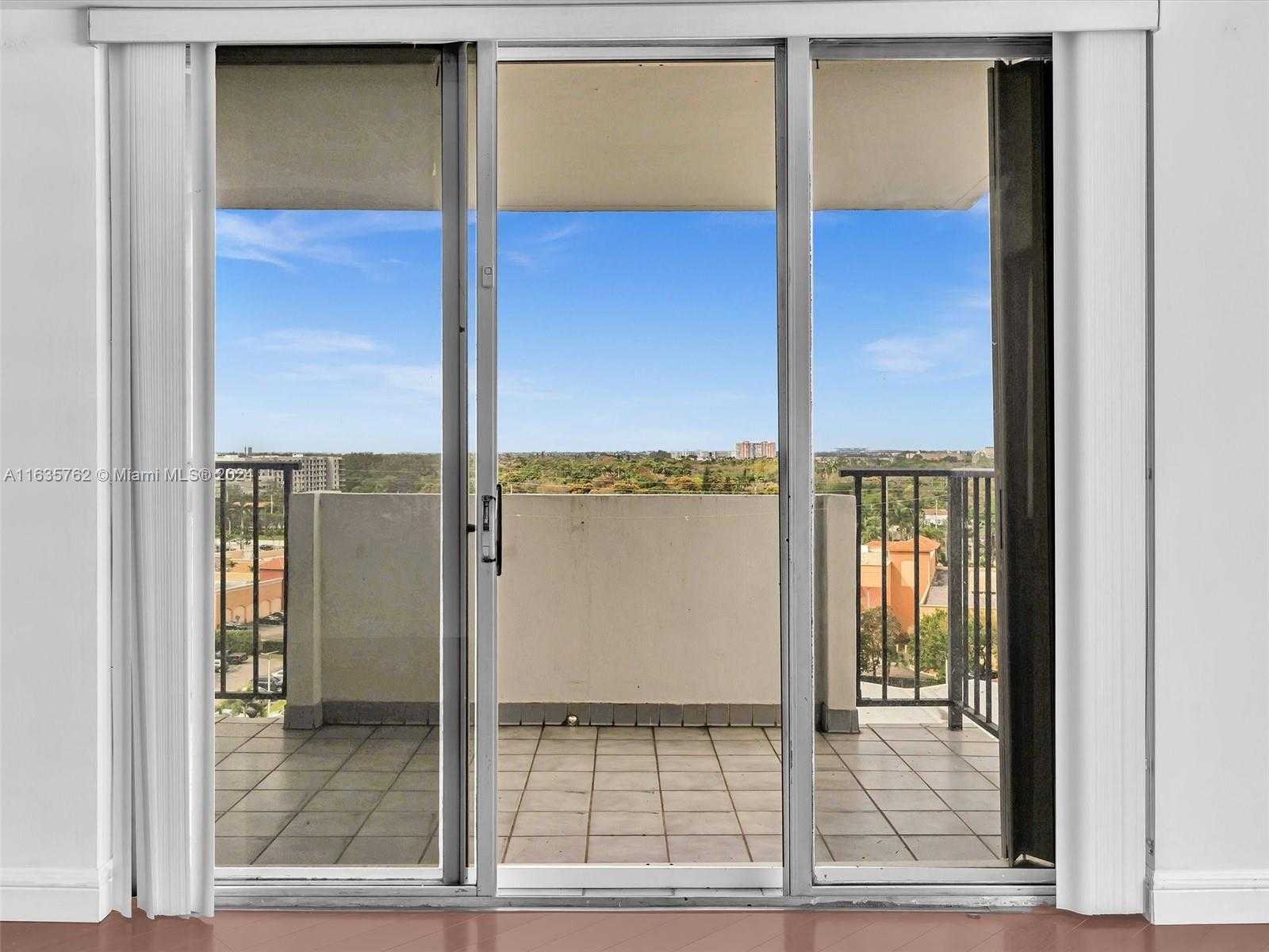 Small Image of 2750 NORTH EAST 183RD ST #1108, Aventura Number 28