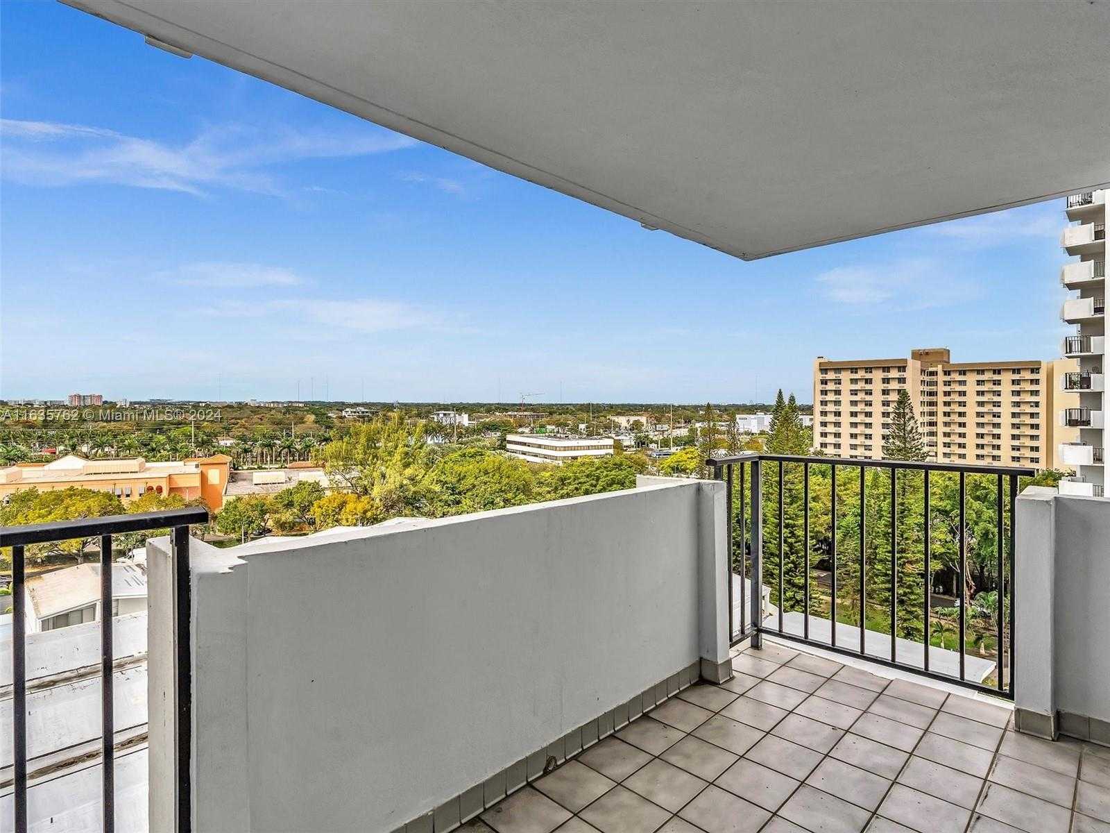 Small Image of 2750 NORTH EAST 183RD ST #1108, Aventura Number 31
