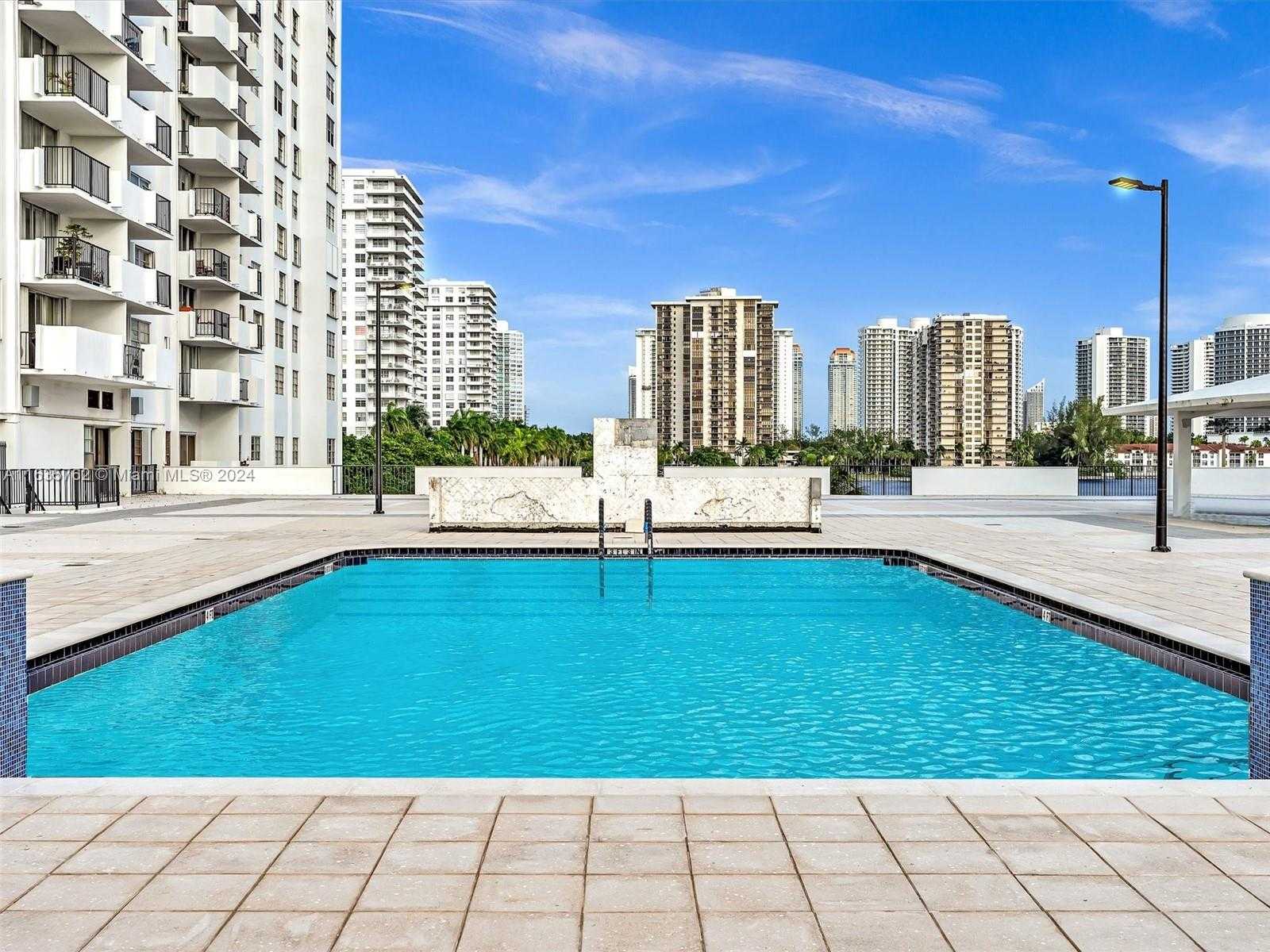 Small Image of 2750 NORTH EAST 183RD ST #1108, Aventura Number 49