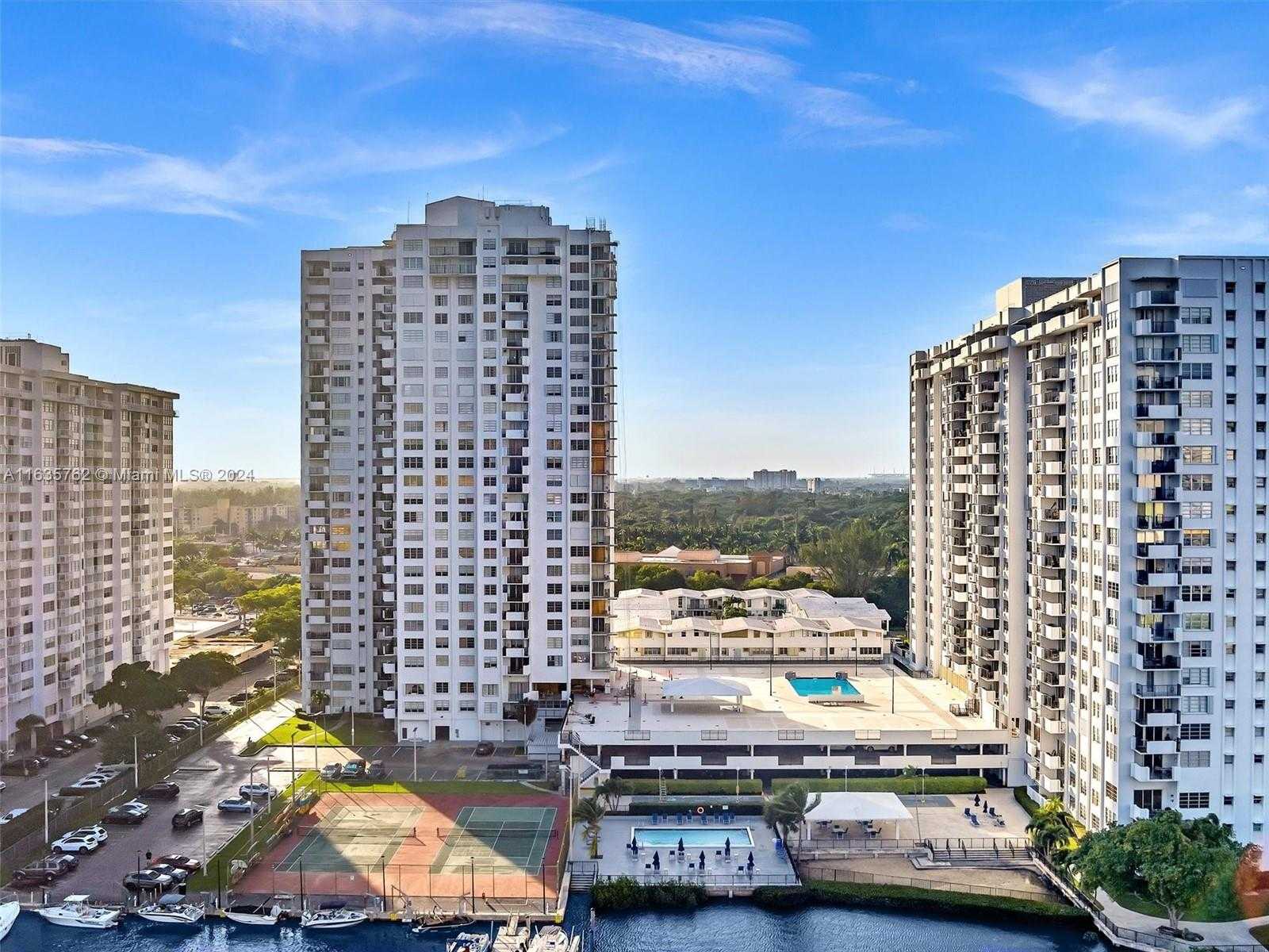 Small Image of 2750 NORTH EAST 183RD ST #1108, Aventura Number 58