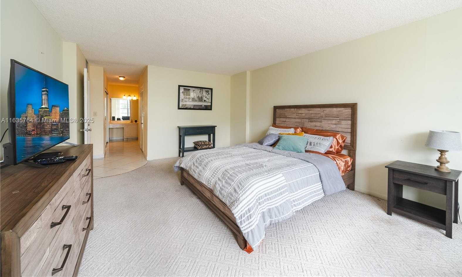 Small Image of 3800 SOUTH OCEAN DR #419, Hollywood Number 13