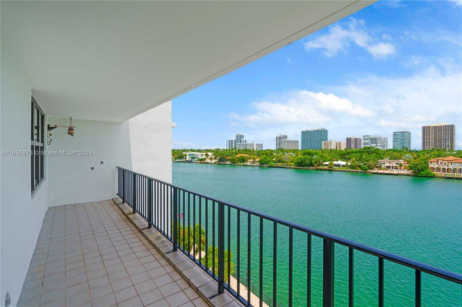 Small Image of 10101 EAST BAY HARBOR DR #608, Bay Harbor Islands Number 14