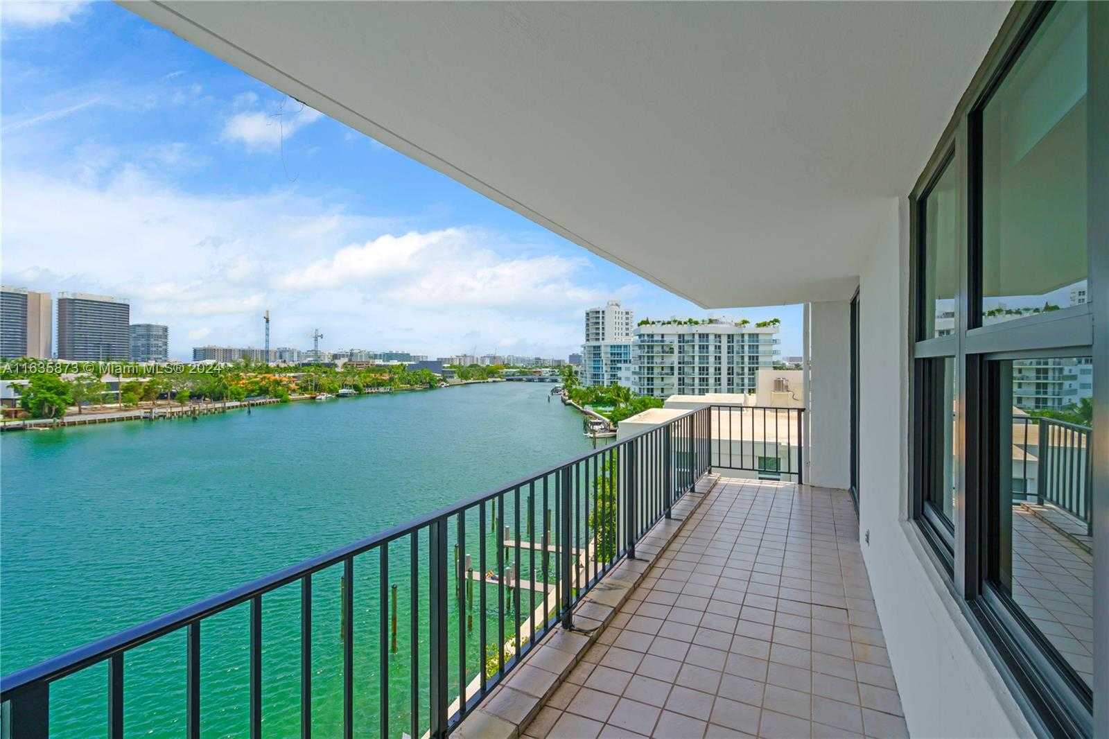 Small Image of 10101 EAST BAY HARBOR DR #608, Bay Harbor Islands Number 15
