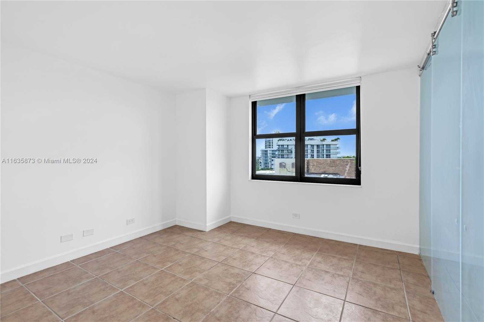 Small Image of 10101 EAST BAY HARBOR DR #608, Bay Harbor Islands Number 25
