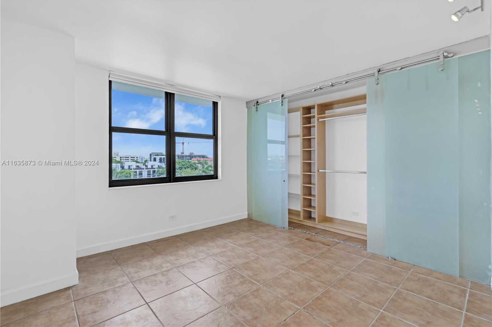 Small Image of 10101 EAST BAY HARBOR DR #608, Bay Harbor Islands Number 27