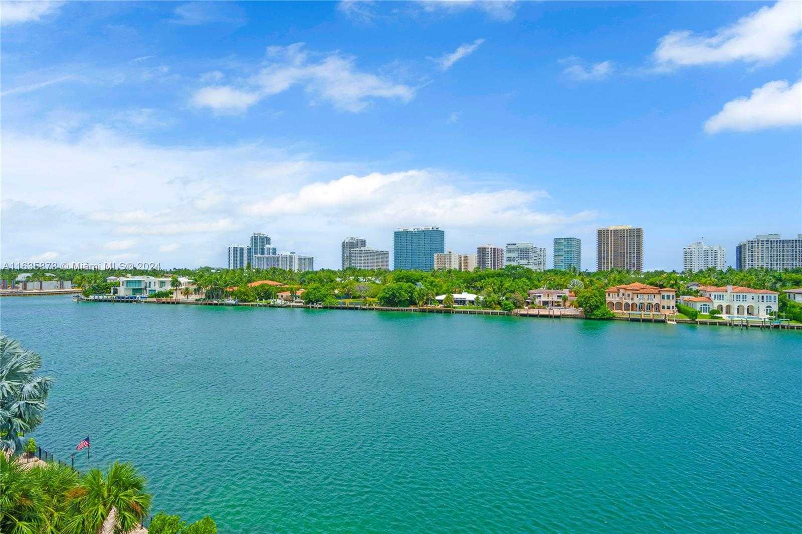 Small Image of 10101 EAST BAY HARBOR DR #608, Bay Harbor Islands Number 37
