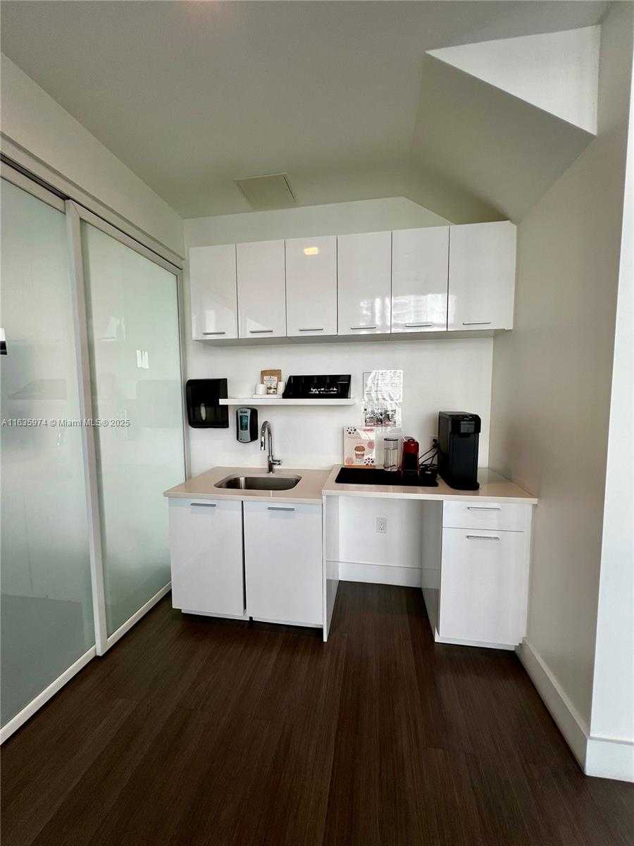 Small Image of 601 NORTH EAST 27TH ST #1206, Miami Number 28