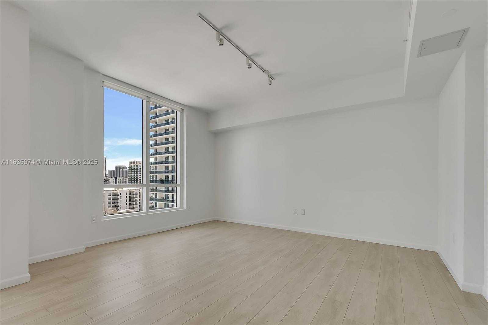 Small Image of 601 NORTH EAST 27TH ST #1206, Miami Number 7