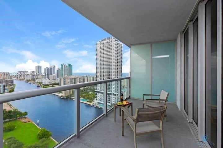 Small Image of 2602 EAST HALLANDALE BEACH BLVD #2706, Hallandale Beach Number 18