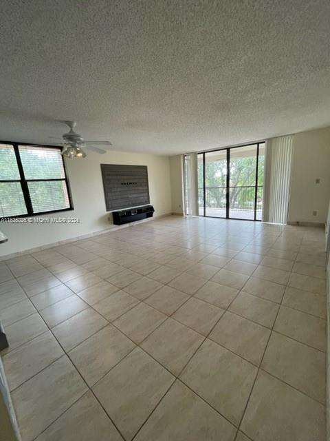 Small Image of 6800 CYPRESS RD #401, Plantation Number 22