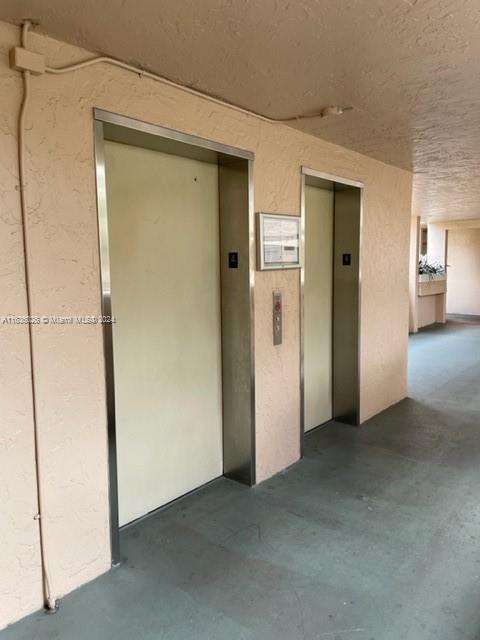 Small Image of 6800 CYPRESS RD #401, Plantation Number 4