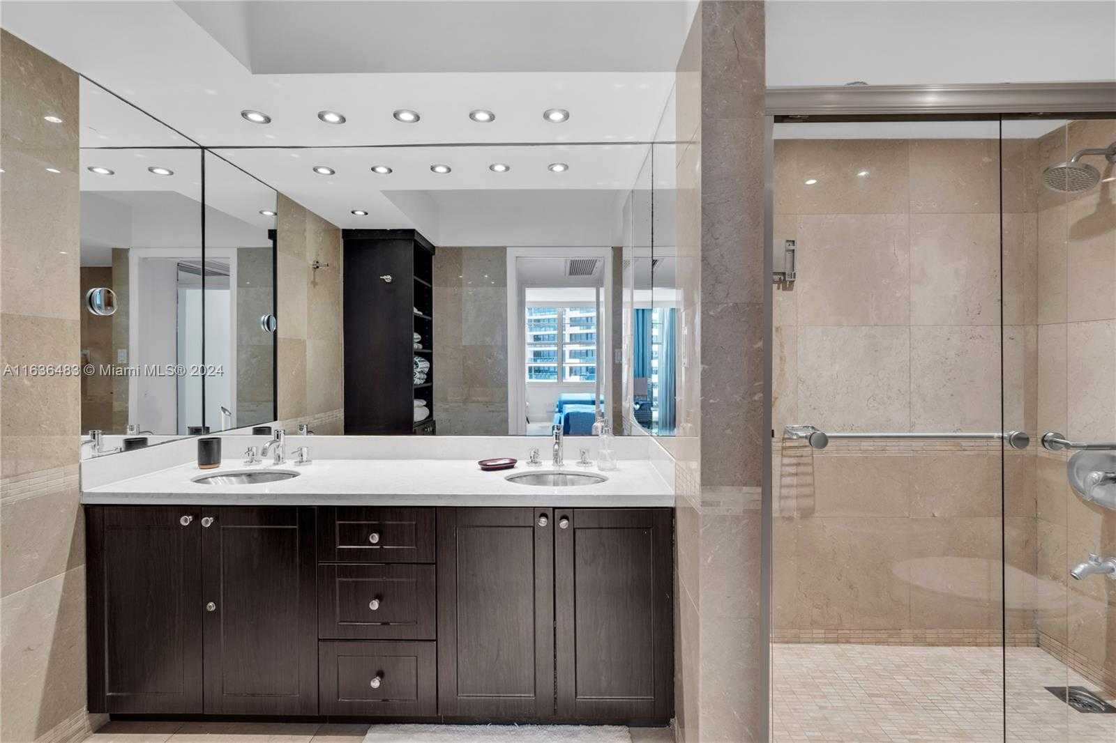 Small Image of 5161 Collins Ave, Miami Beach, FL 33140, USA Number 11