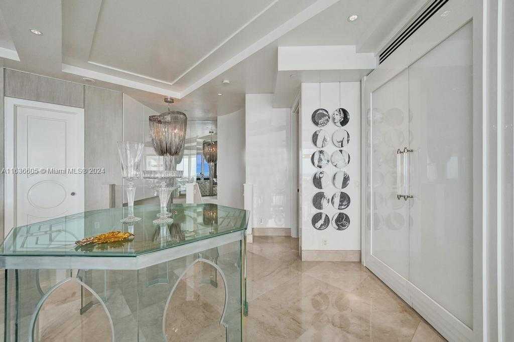 Small Image of 7000 ISLAND BLVD #PH-02, Aventura Number 53