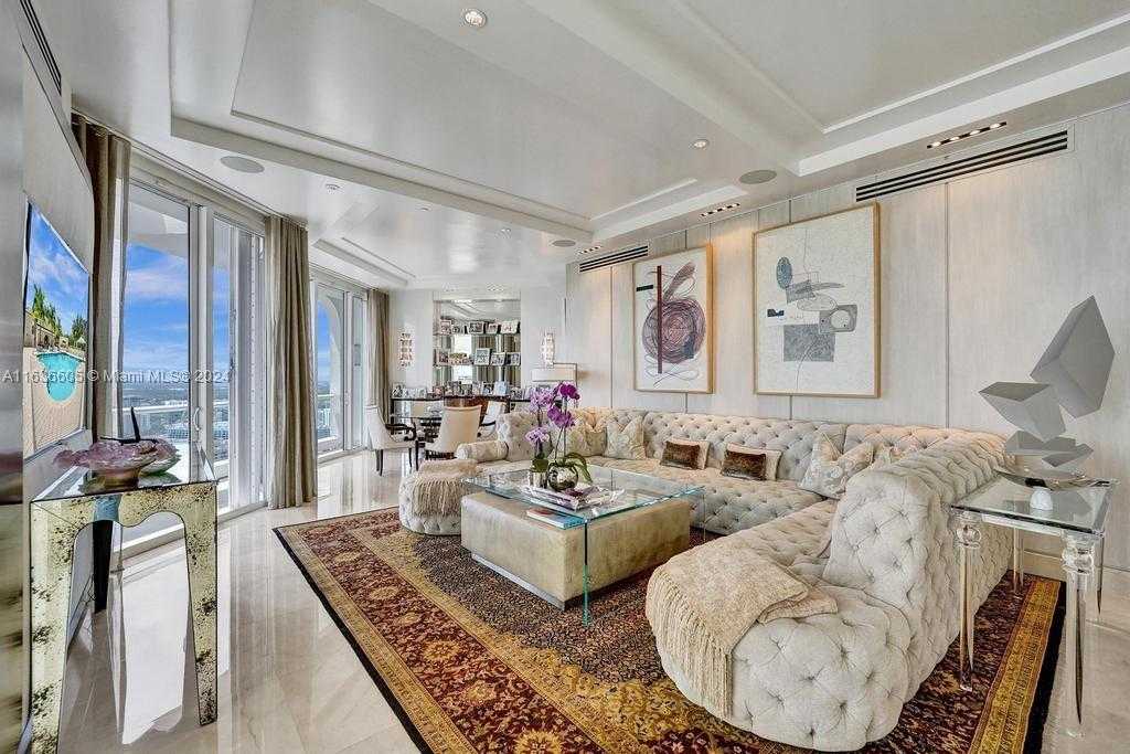 Small Image of 7000 ISLAND BLVD #PH-02, Aventura Number 60