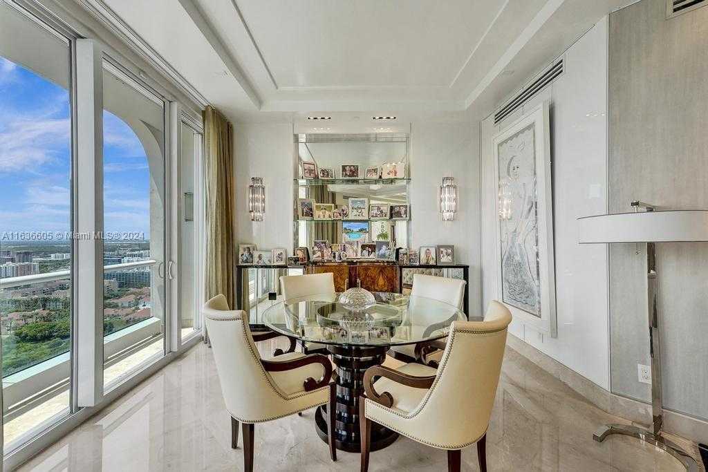 Small Image of 7000 ISLAND BLVD #PH-02, Aventura Number 64