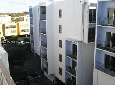 Small Image of 4500 #212, Hialeah Number 16