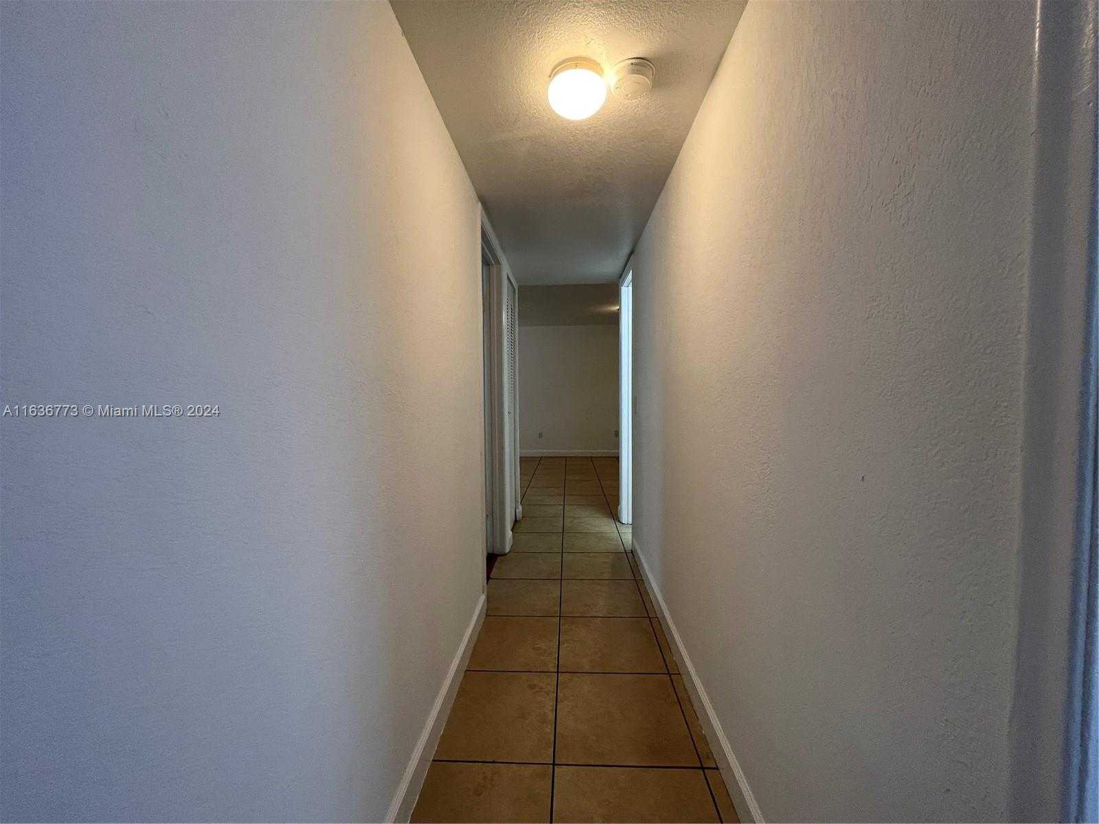 Small Image of 4500 #212, Hialeah Number 17