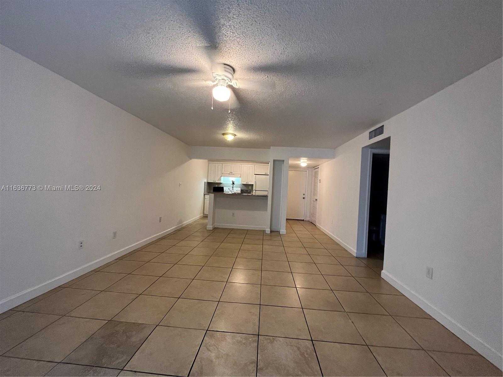 Small Image of 4500 #212, Hialeah Number 5