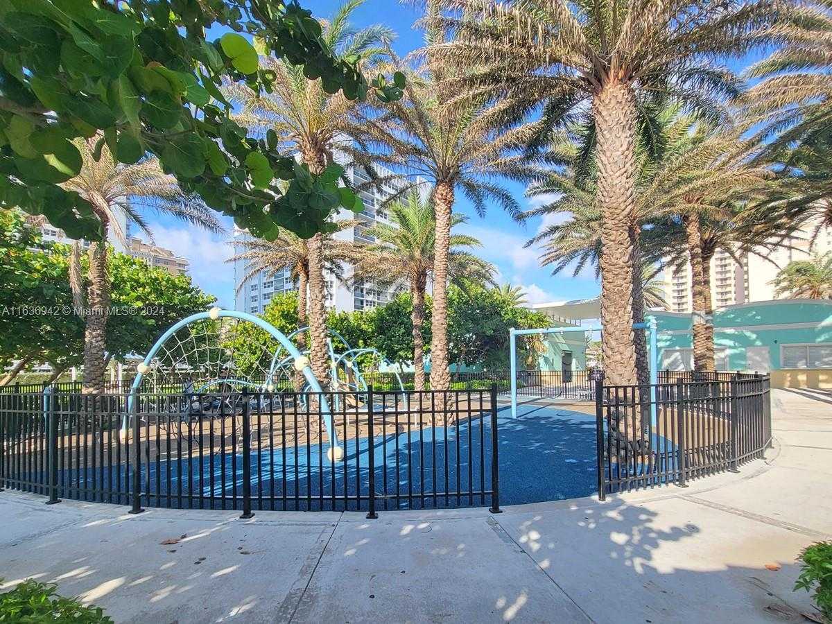 Small Image of 1825 SOUTH OCEAN DR #206, Hallandale Beach Number 42