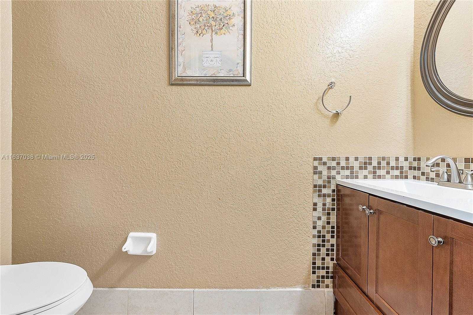Small Image of 7659 TAMARAC ISLAND CIRCLE, Tamarac Number 16