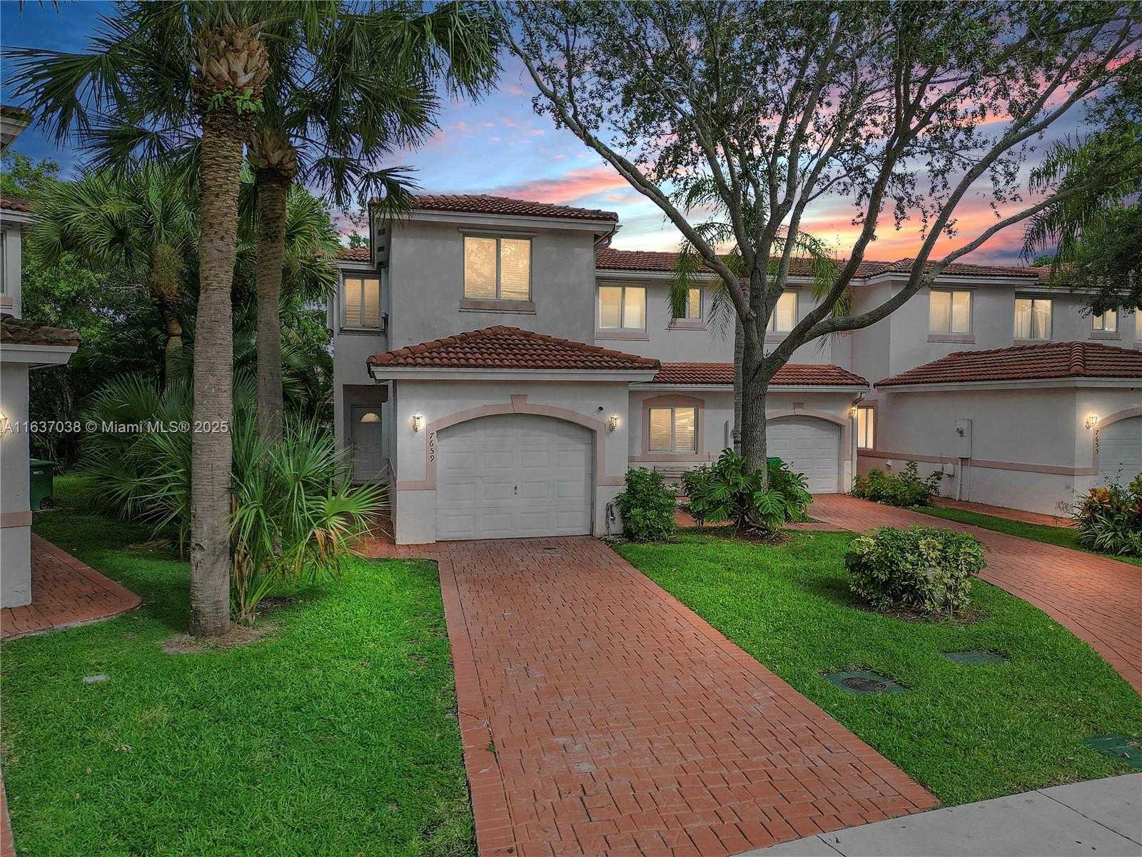Small Image of 7659 TAMARAC ISLAND CIRCLE, Tamarac Number 2