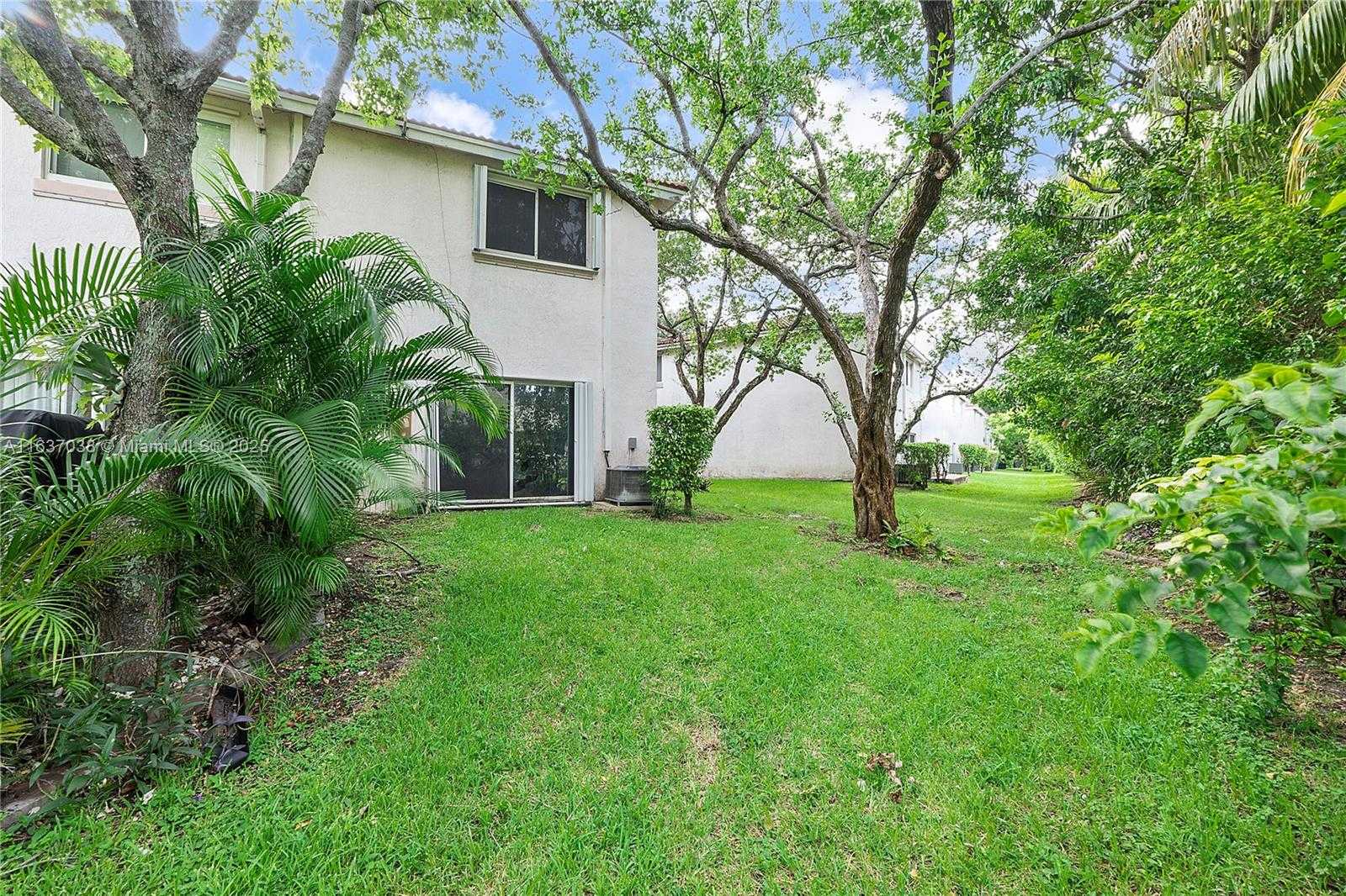 Small Image of 7659 TAMARAC ISLAND CIRCLE, Tamarac Number 26