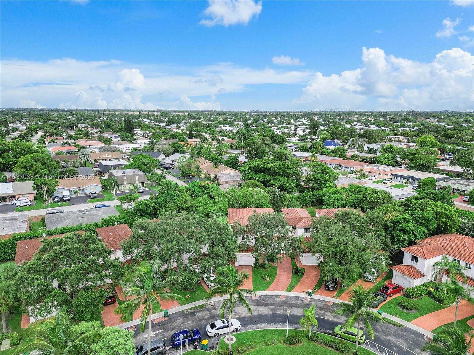 Small Image of 7659 TAMARAC ISLAND CIRCLE, Tamarac Number 34