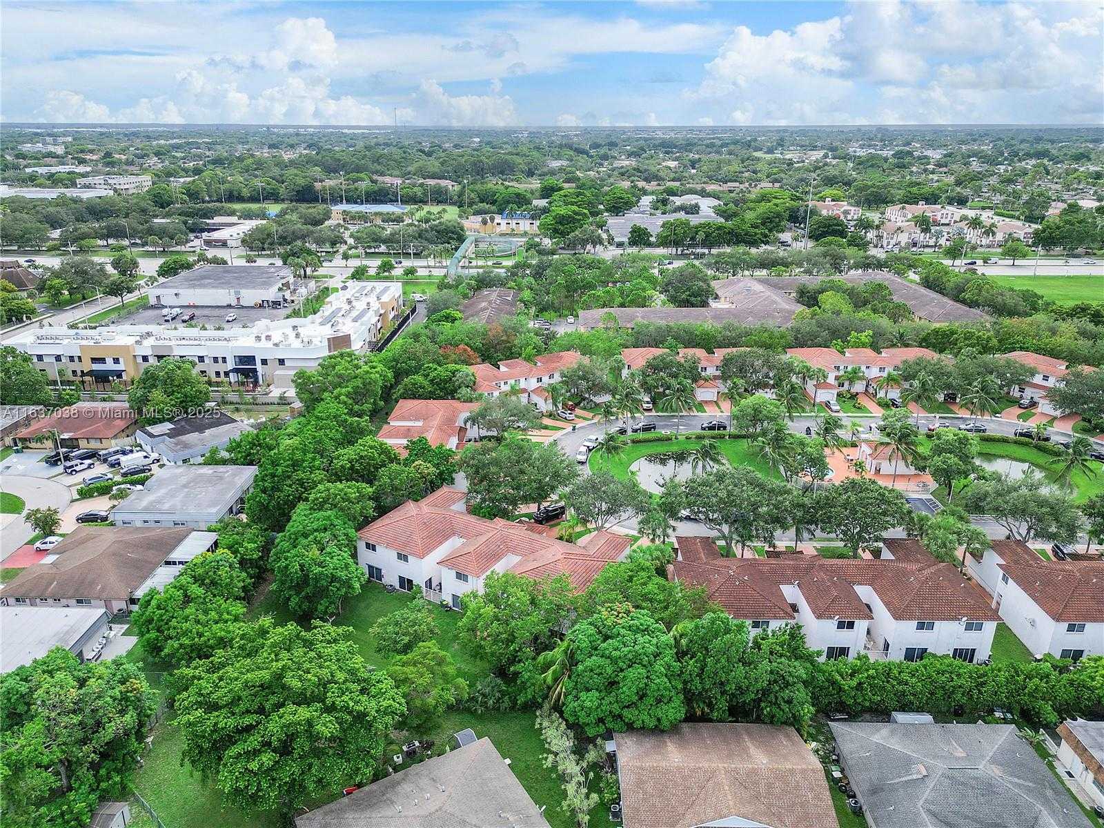 Small Image of 7659 TAMARAC ISLAND CIRCLE, Tamarac Number 37