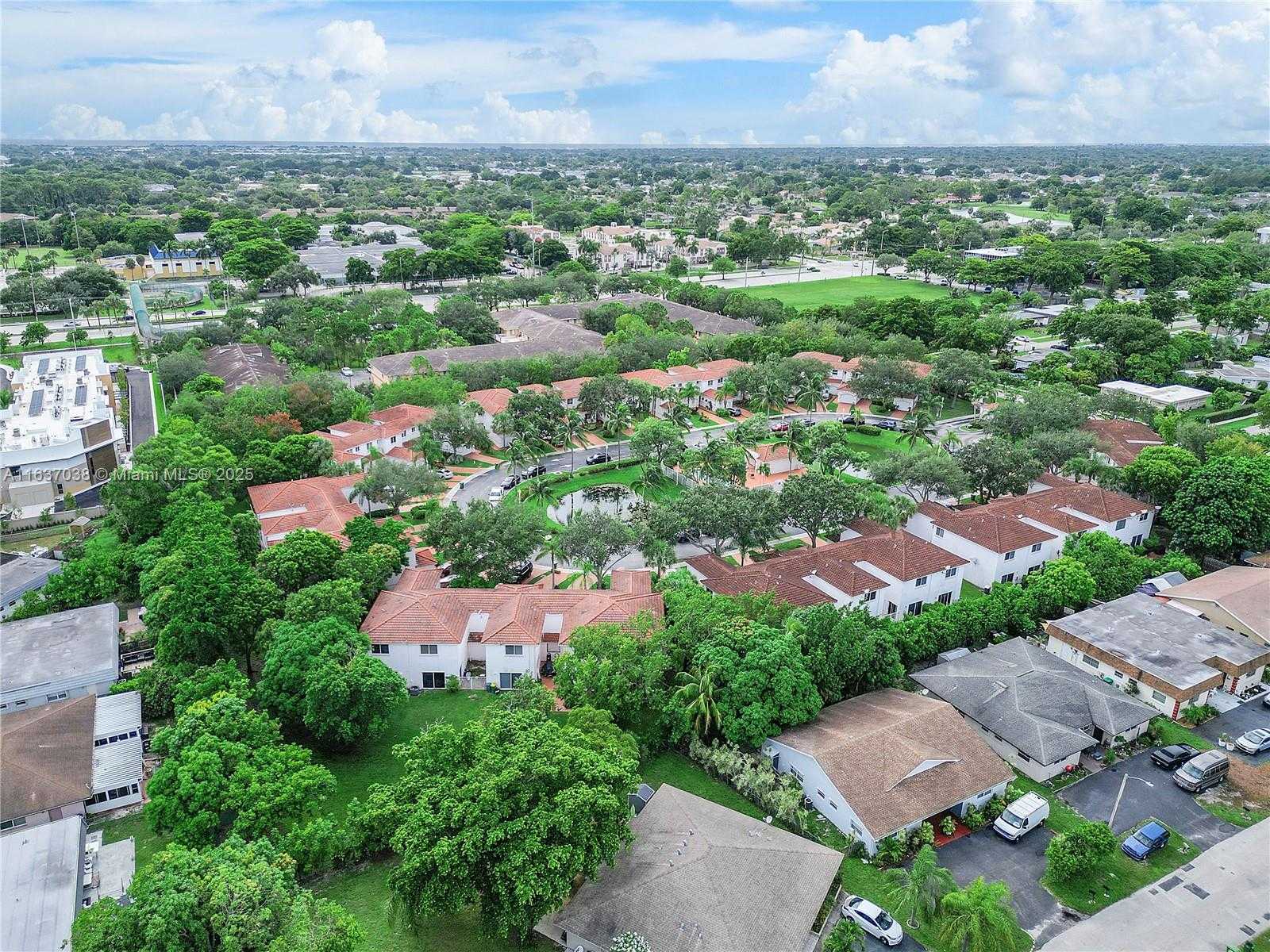 Small Image of 7659 TAMARAC ISLAND CIRCLE, Tamarac Number 38