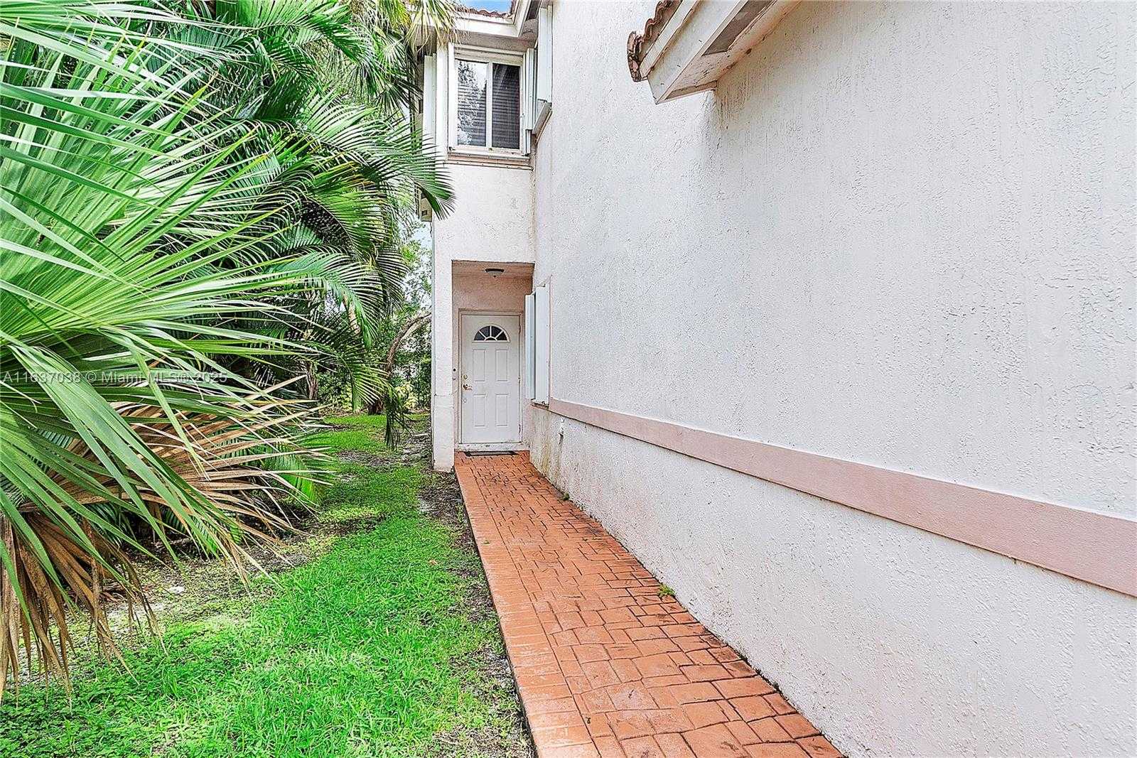 Small Image of 7659 TAMARAC ISLAND CIRCLE, Tamarac Number 5