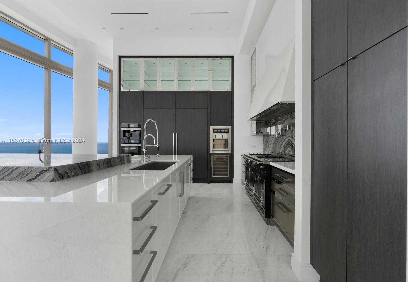 Small Image of 17901 COLLINS #Ph4705, Sunny Isles Beach Number 33