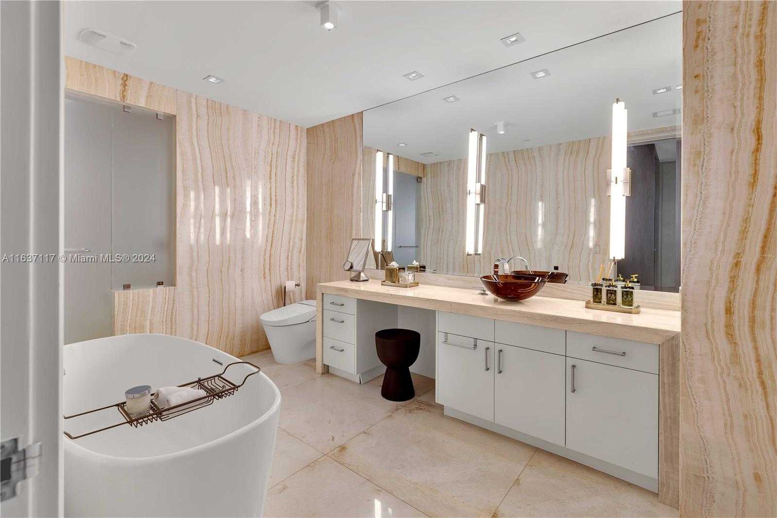 Small Image of 17749 COLLINS AVE #902, Sunny Isles Beach Number 17