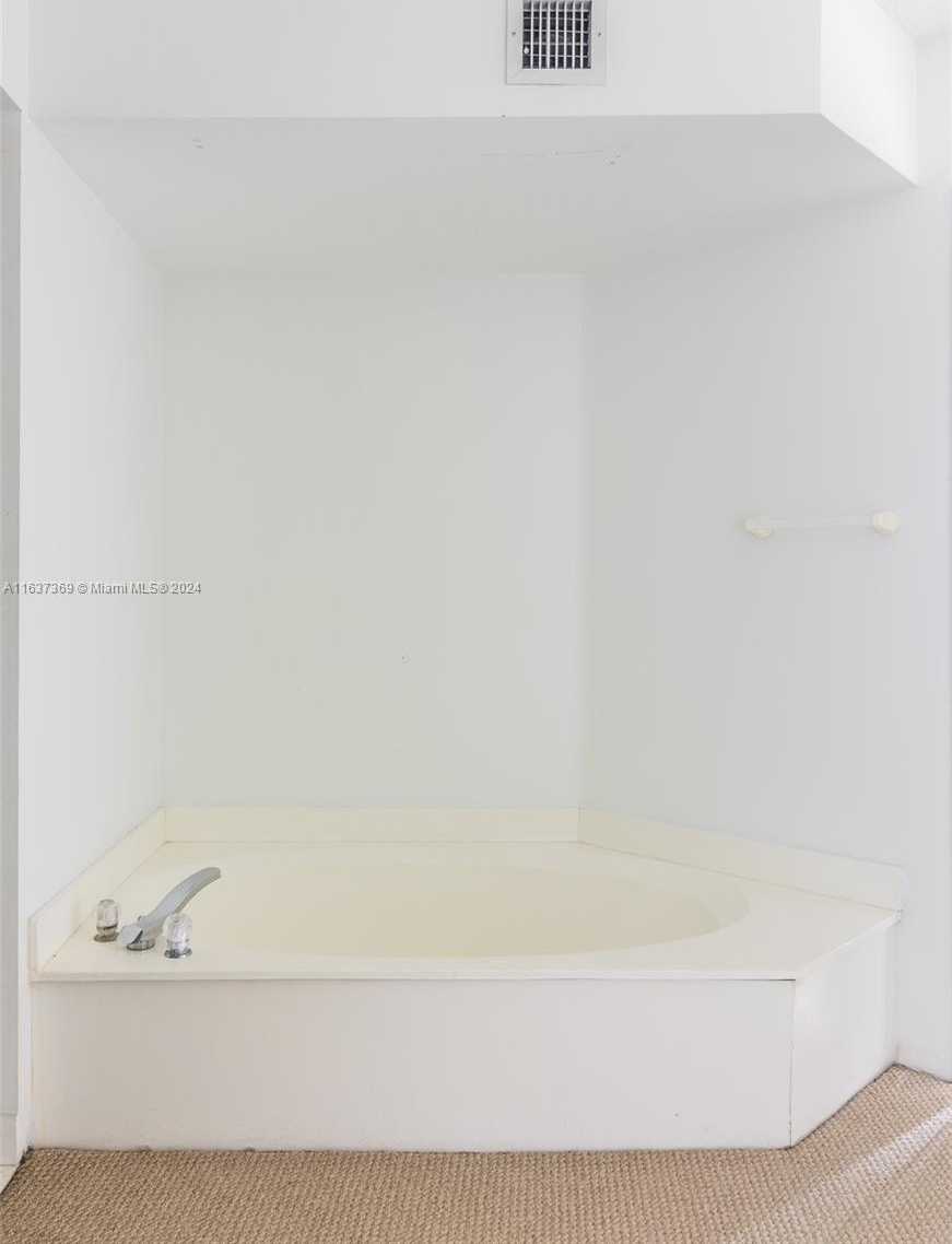 Small Image of 3400 NORTH EAST 192 ST #1905, Aventura Number 21