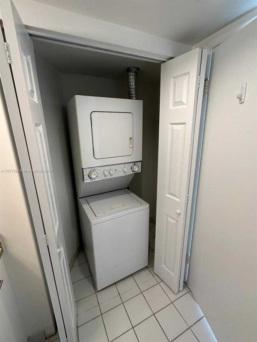 Small Image of 3300 NORTH EAST 191ST ST #515, Aventura Number 9