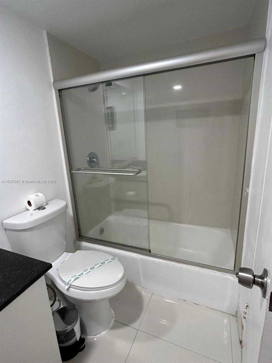 Small Image of 3801 SOUTH OCEAN DR #9A, Hollywood Number 9