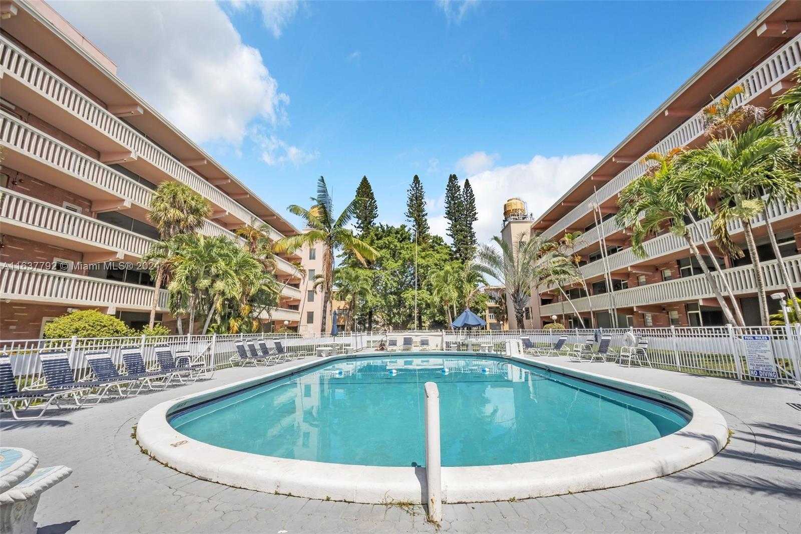 Small Image of 200 NORTH EAST 12TH AVE #3A, Hallandale Beach Number 25