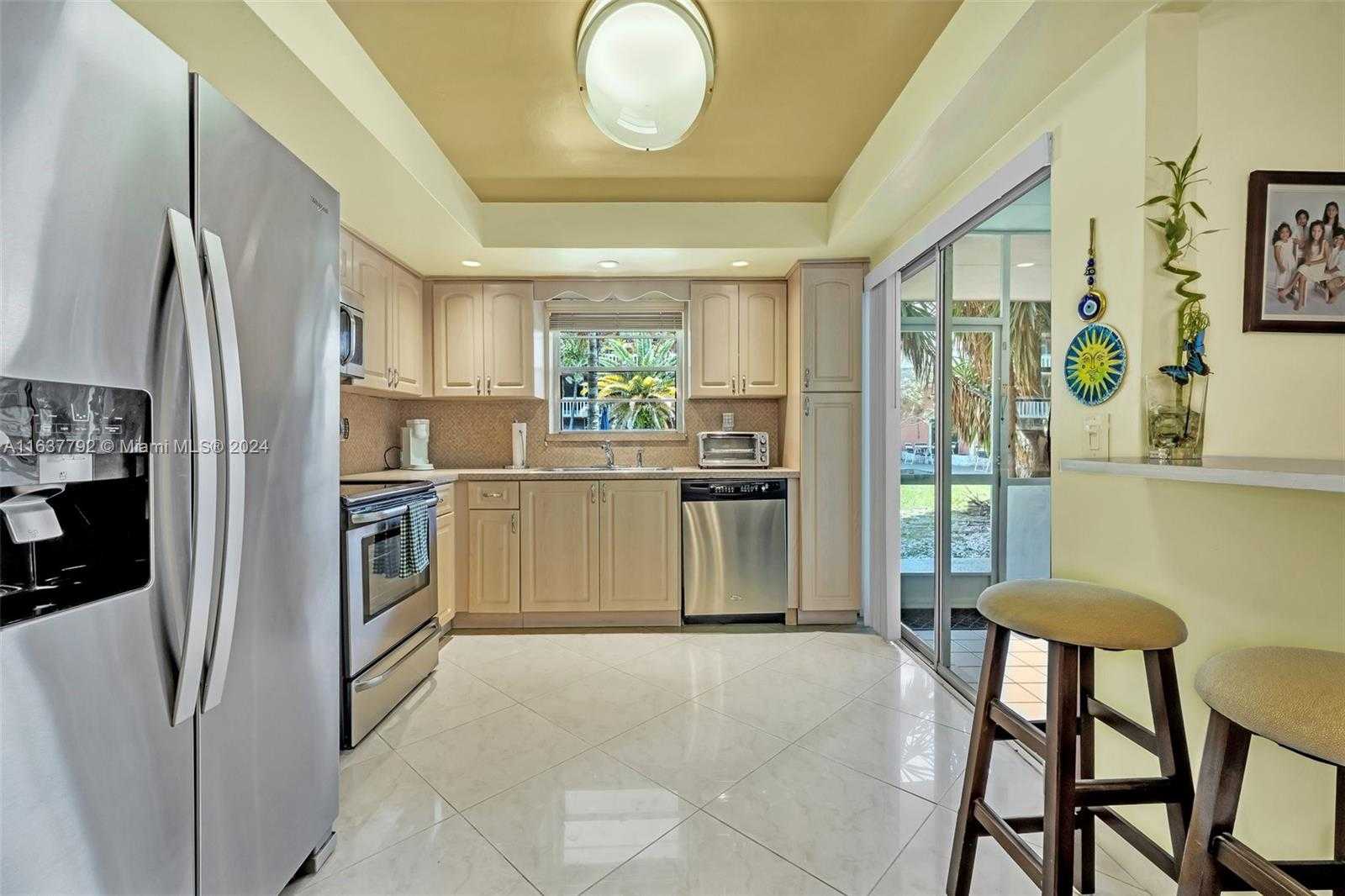 Small Image of 200 NORTH EAST 12TH AVE #3A, Hallandale Beach Number 8