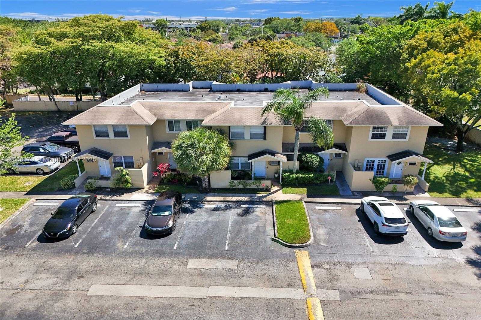 Small Image of 3592 NORTH WEST 83RD LN, Sunrise Number 36