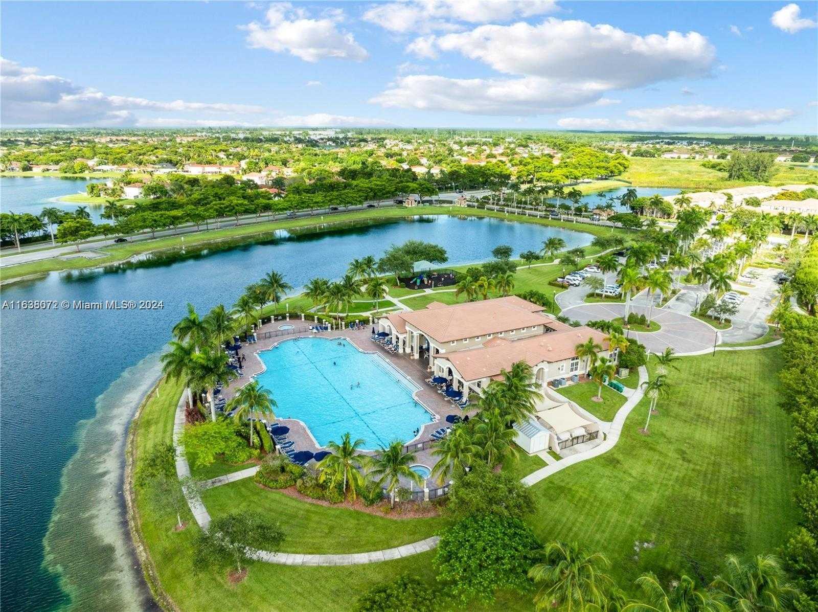 Small Image of 9247 SOUTH WEST 227TH ST #5-2, Cutler Bay Number 15